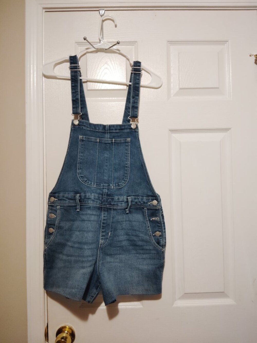 Old Navy Denim Overall shorts Medium Wash blue Adjustable Strap Women's Size M